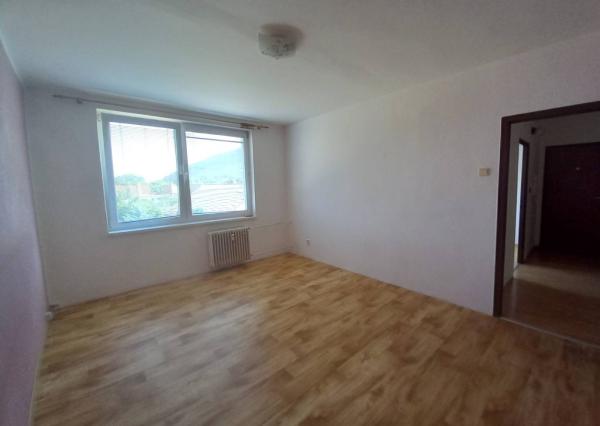 Predaj krásny 3-izbový byt + balkón, v peknom, tichom prostredí, v tes