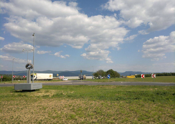 174476 Pozemok na priemyselnú výstavbu - Nové Mesto nad Váhom 38275 m2