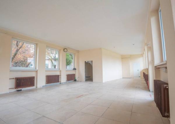 Na prenájom priestor, 87 m², Herlianska ulica, Ružinov, ihneď voľný