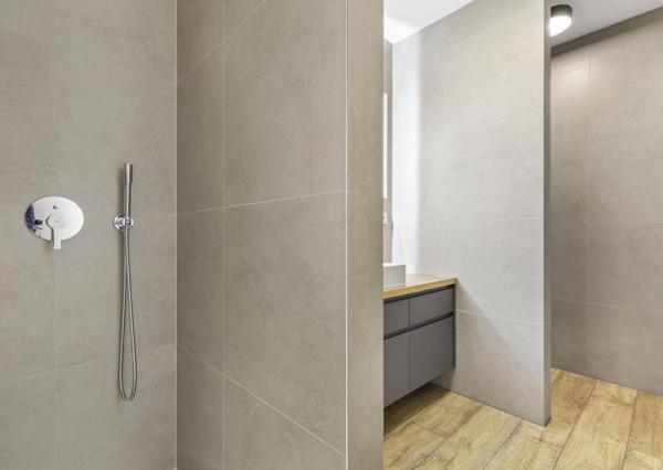 3-podlažná, 8-izbová rodinná vila, Modra Piesok nad Zochovou chatou