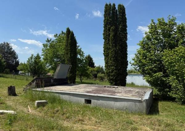 Záhrada 407 m2 s podpivničenou základovou doskou, Soblahov