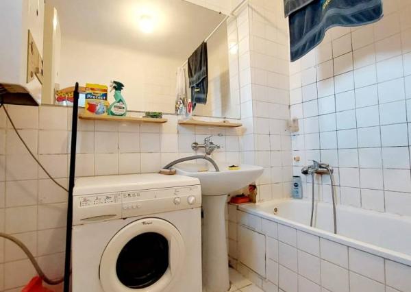 Na prenájom 1 izbový byt, 50 m², Radlinského ul., Staré Mesto, ihneď