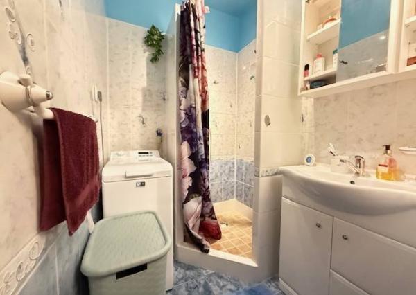 Pekný 2 izbový byt v Beckove - 2x lodžia, zariadený