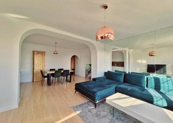 Na prenájom krásny veľký 3-izb. byt, 105 m², Červeňová ul. Staré Mesto