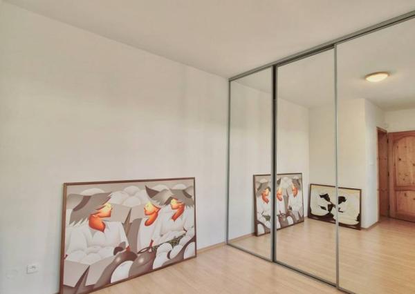 Na prenájom krásny veľký 3-izb. byt, 105 m², Červeňová ul. Staré Mesto