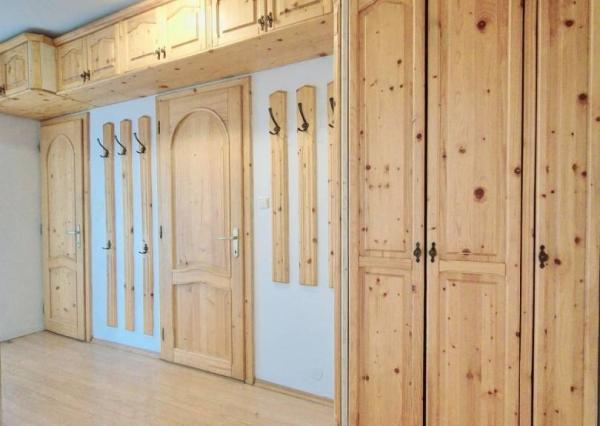 Na prenájom krásny veľký 3-izb. byt, 105 m², Červeňová ul. Staré Mesto