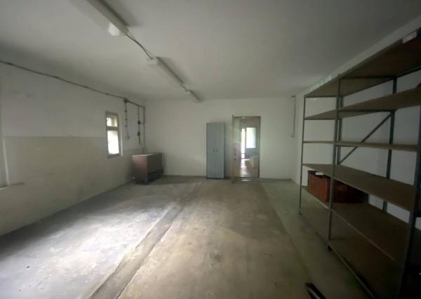 Komerčná budova - Ilava - centrum mesta