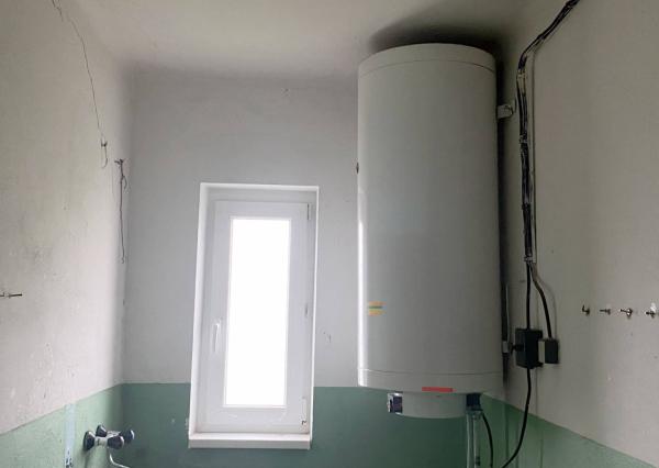 Komerčná budova - Ilava - centrum mesta