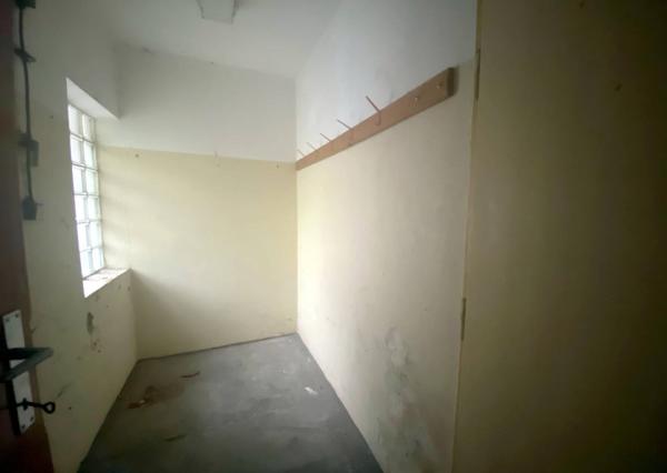 Komerčná budova - Ilava - centrum mesta