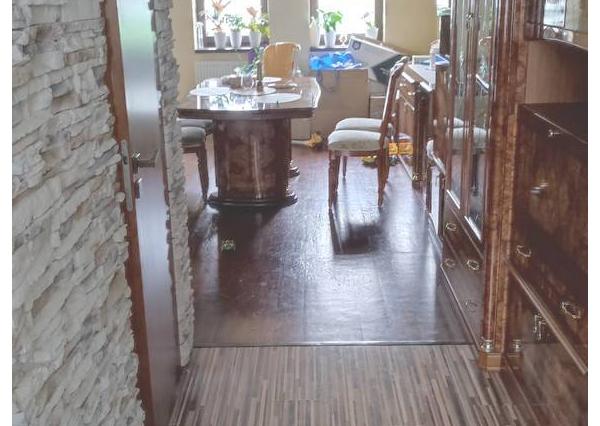 Prenájom 5-izbového rodinného domu s garážou, Moravany nad Váhom