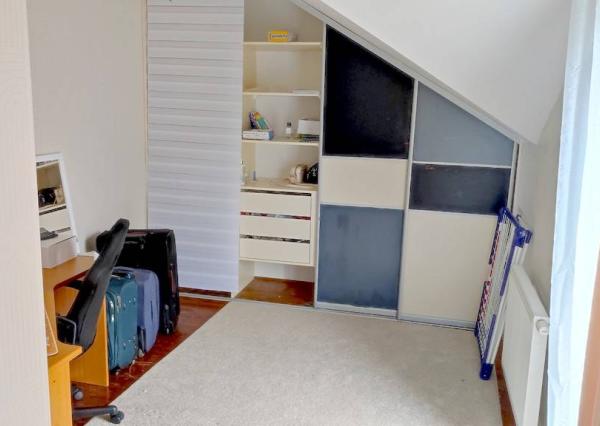 Prenájom 5-izbového rodinného domu s garážou, Moravany nad Váhom