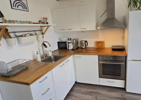 PREDANÉ Štýlový slnečný 2 izb byt v Novostavbe, terasa, balkón