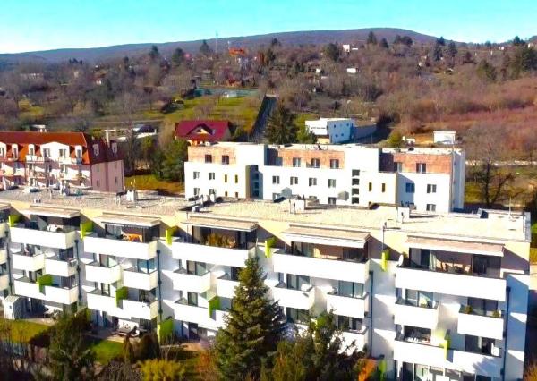 PREDANÉ Štýlový slnečný 2 izb byt v Novostavbe, terasa, balkón