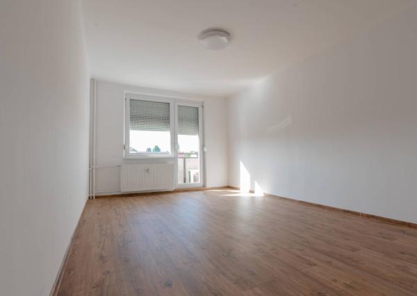 Na predaj krásny 3-izb. byt s balkónom, 84 m², Dunajská Streda,centrum