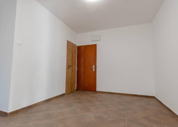 Na predaj krásny 3-izb. byt s balkónom, 84 m², Dunajská Streda,centrum