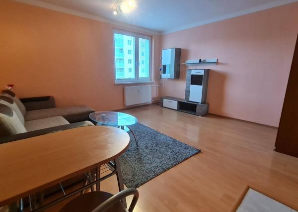 GARZÓNKA BREZOVÁ POD BRADLOM, 34M2