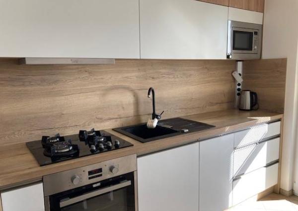 Na predaj vkusne zrekonštruovaný 3-izbový byt v Ilave – Kukučínova uli