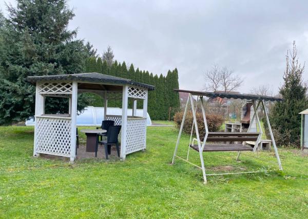 Rodinný dom v Nemšovej, pozemok 1000 m2