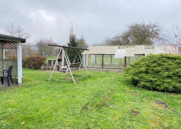 Rodinný dom v Nemšovej, pozemok 1000 m2