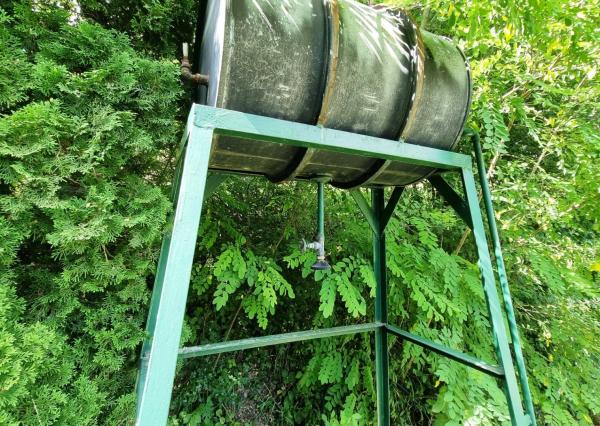 *VIDEO* Romantická chatka s čarovnou záhradou, Ratnovce pri Piešťanoch