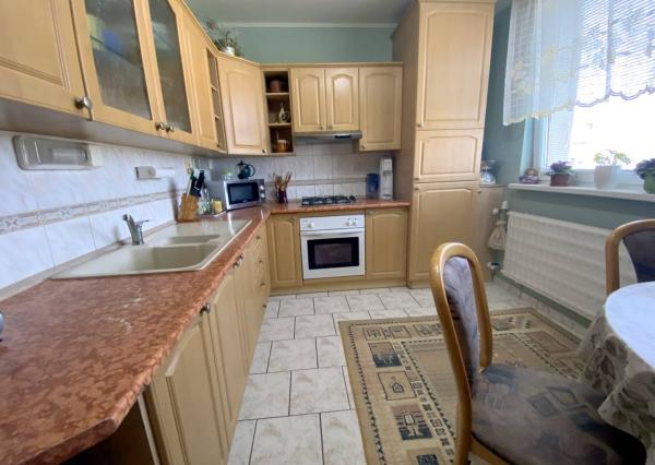 Veľký, slnečný 3 izbový byt, Nemšová, 74 m2