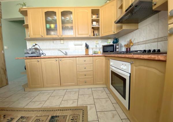 Veľký, slnečný 3 izbový byt, Nemšová, 74 m2