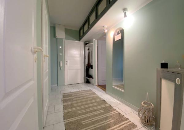 Veľký, slnečný 3 izbový byt, Nemšová, 74 m2