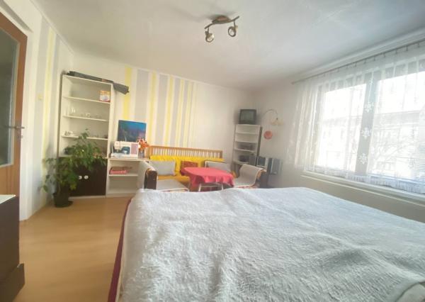 EXKLUZÍVNA PONUKA - Rodinný dom za cenu bytu - Valaská Belá