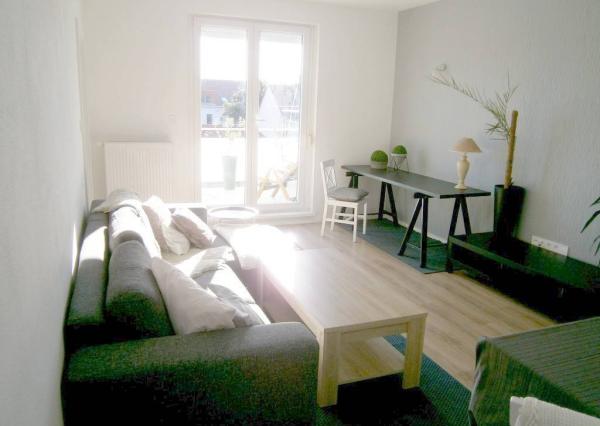 Opäť v ponuke...Prenájom 2-izbový byt, blízke centrum-Piešťany 