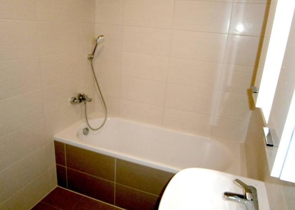 Opäť v ponuke...Prenájom 2-izbový byt, blízke centrum-Piešťany 