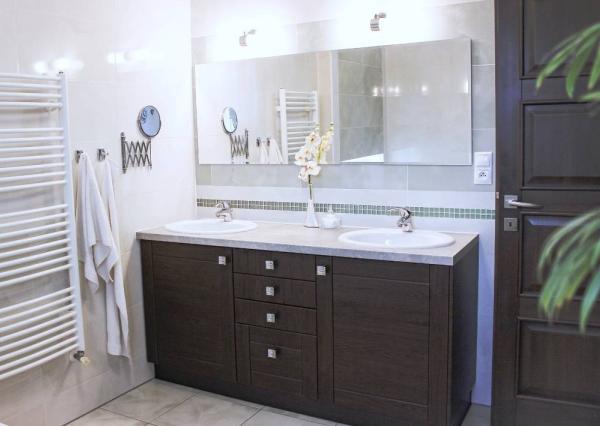 5 izbový rodinný dom, s krásnou záhradou, 9árový pozemok pri Nitre