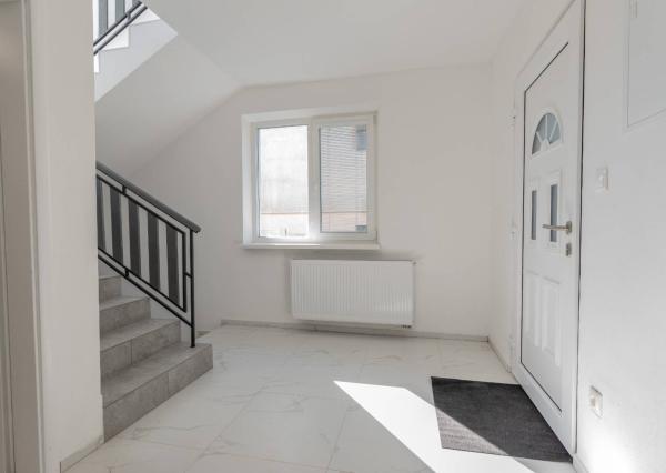 Na predaj 4-izbový rodinný dom 207 m², pozemok 331 m², Koválov, Senica