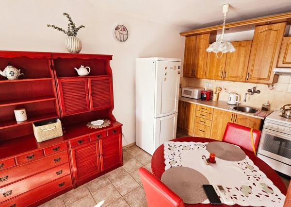 *NA PRENÁJOM* Zariadený 3-izbový byt s loggiou v srdci Piešťan !!