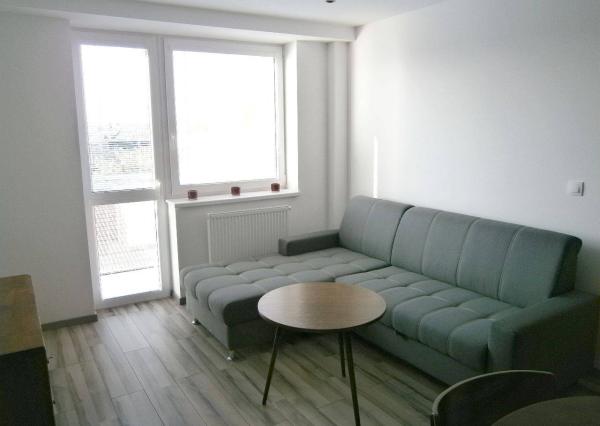 Na prenájom 2 izbový byt s parkovacím miestom, Piešťany.