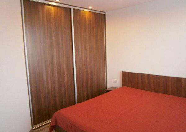 Na prenájom 2 izbový byt s parkovacím miestom, Piešťany.