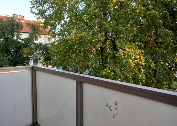 Prenájom pekný 2-izbový byt 53m2 + balkón, Nové Mesto nad Váhom