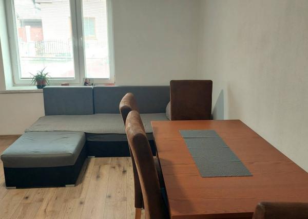 Dvojgeneračné bývanie - 2x Rodinný dom Nitrianska Blatnica