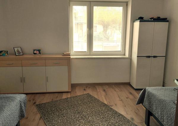 Dvojgeneračné bývanie - 2x Rodinný dom Nitrianska Blatnica