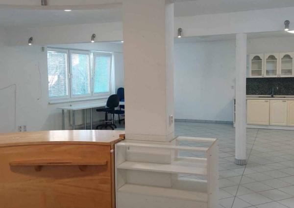 Ponúkame na predaj atraktívny nebytový priestor 300 m², Piešťany