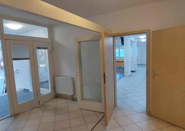 Ponúkame na predaj atraktívny nebytový priestor 300 m², Piešťany
