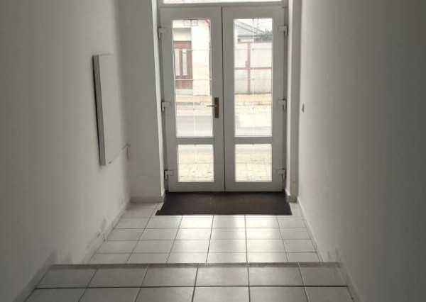 Prenájom - Reprezentatívne kancelárske priestory 190 m2 v Piešťanoch