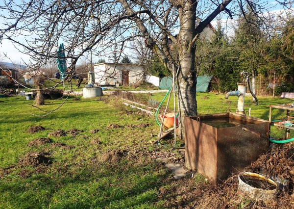 Stavebný pozemok o výmere 1523 m2, UPI pre výstavbu polyfunkcie - NMnV