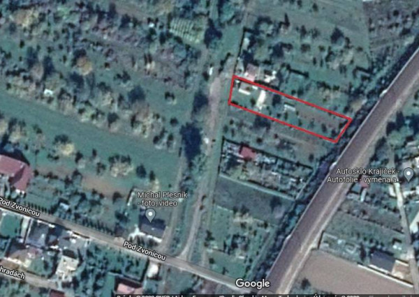 Stavebný pozemok o výmere 1523 m2, UPI pre výstavbu polyfunkcie - NMnV