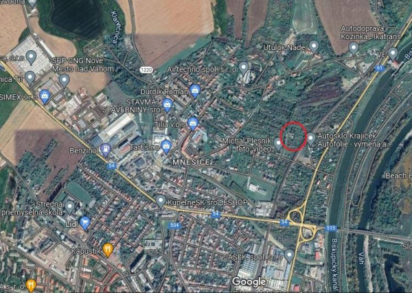 Stavebný pozemok o výmere 1523 m2, UPI pre výstavbu polyfunkcie - NMnV