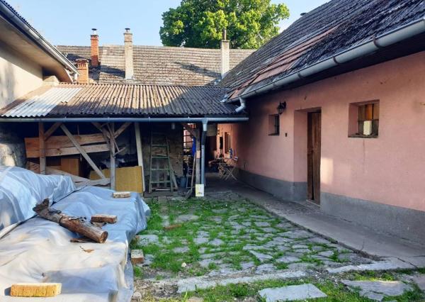 Historická chalupa 110 m2 po rekonštrukcií - Lubina, časť Hrnčiarové