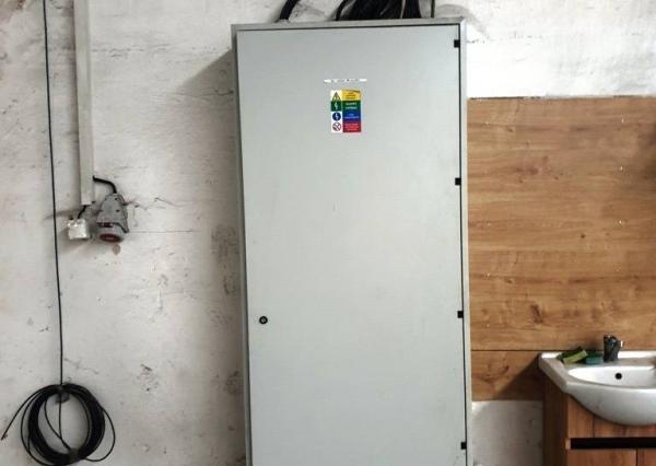 Prenájom - výrobná hala s rozlohou 4 000 m² - Tr. Bohuslavice, NMnV