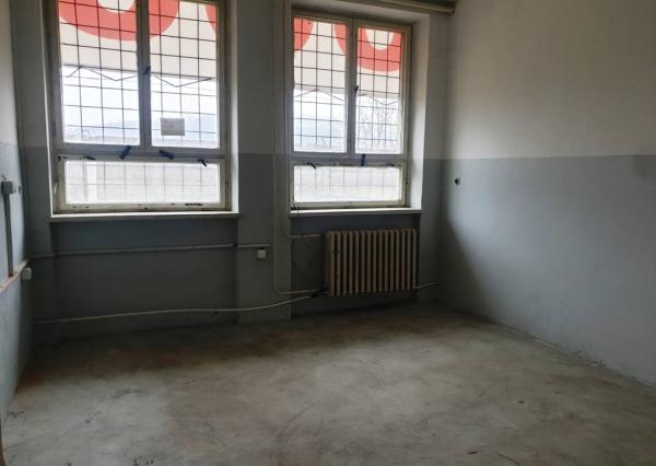 Prenájom - výrobná hala s rozlohou 4 000 m² - Tr. Bohuslavice, NMnV