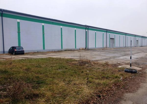 Prenájom - výrobná hala s rozlohou 4 000 m² - Tr. Bohuslavice, NMnV