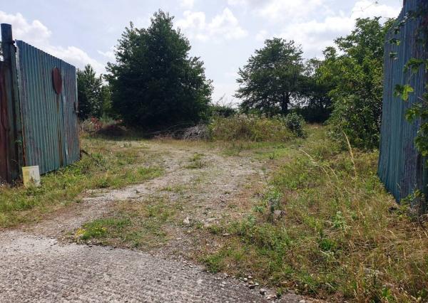 Komerčný stavebný pozemok 2 500 m2 - Trenčianske Bohuslavice, NMnV