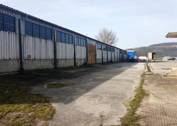 Na predaj areál 8700 m2 s halami 1510 m2 - Trenčianske Bohuslavice